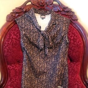 Retrolicious Black Cursive Poetry Top